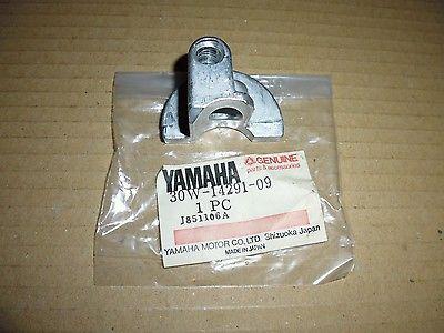 Halterung Klammer holder bracket passt an Yamaha 30W-14291-09