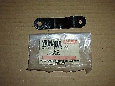 Halterung holder bracket passt an Yamaha Rd 80 Lc2 37A-1473K-09
