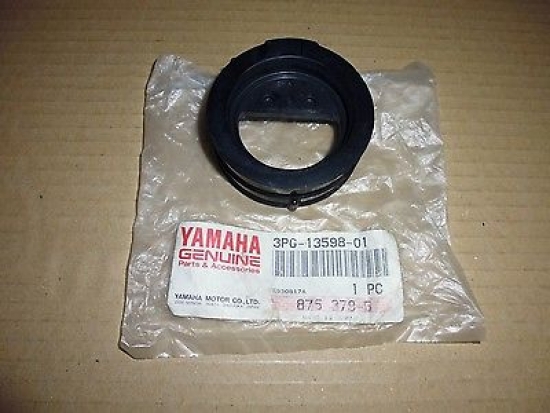 Ansaugstutzen Ansauggummi Vergaser carburetor passt an Yamaha Yzf 750 3PG-13598