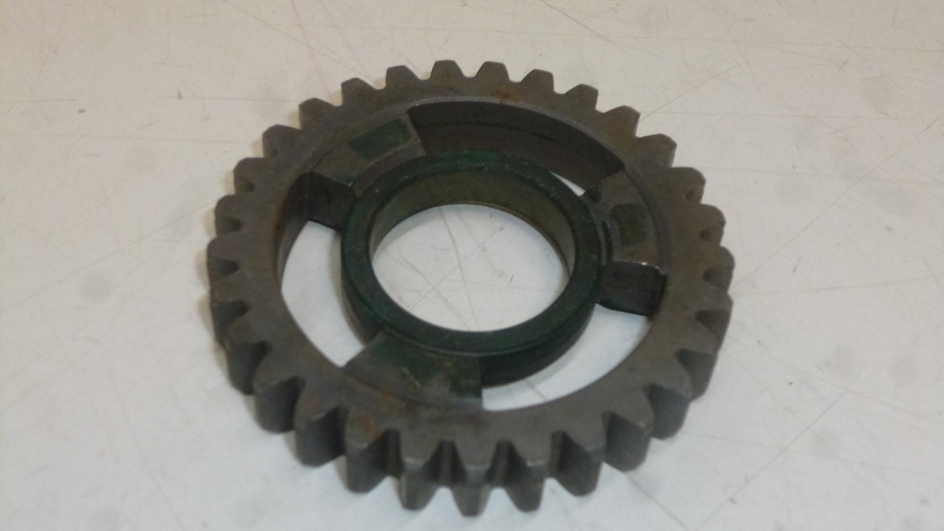 Getrieberad Zahnrad gear 5th pinion passt an Yamaha Mx 250 360 400 450-17151-00