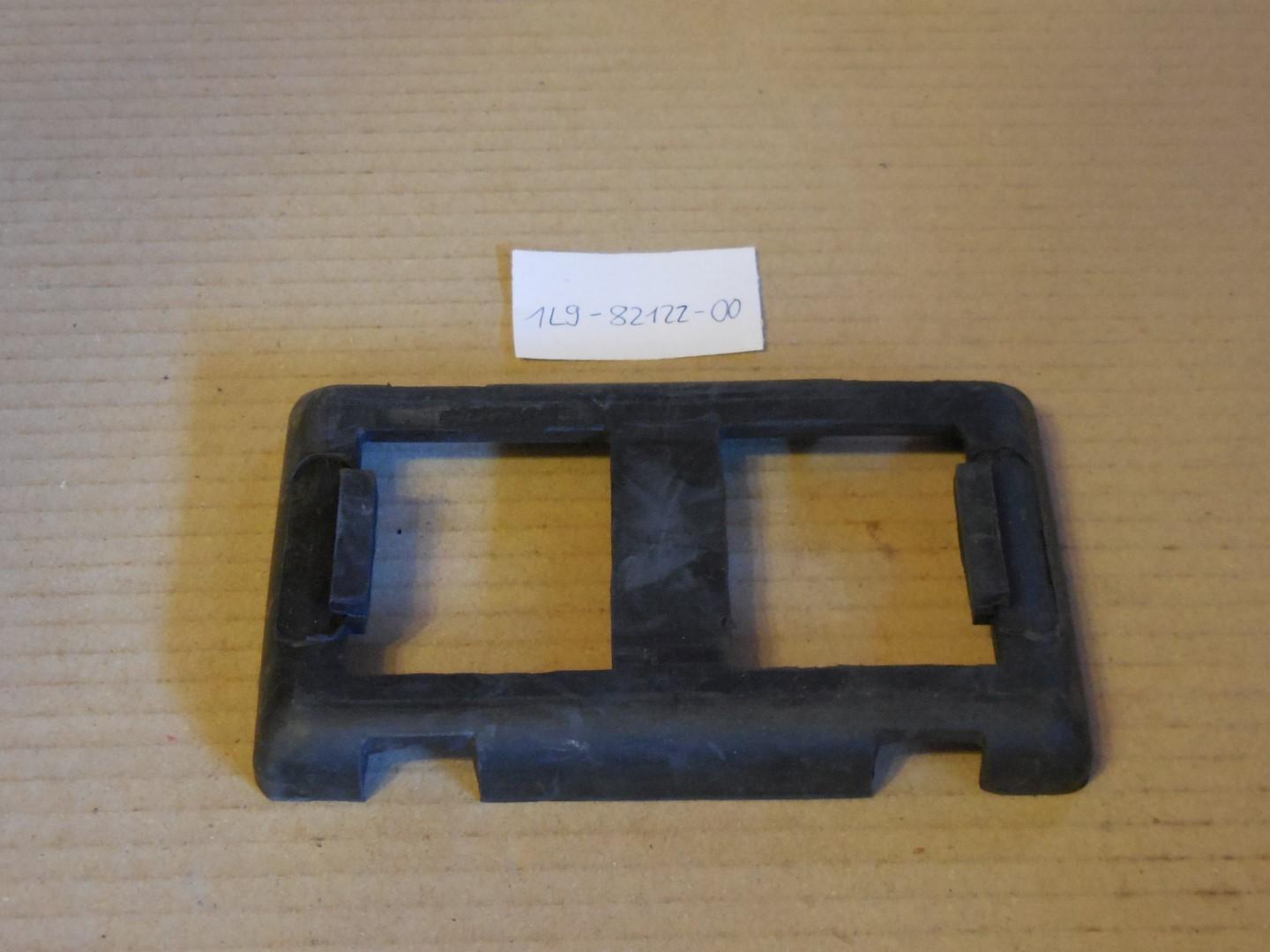 Halter Batterie Gummi seat battery passt an Yamaha XS 360 400 1L9-82122-00