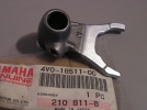 Schaltgabel 1 Getriebe fork shift passt an Yamaha Dt 50 Yz 60 80 4V0-18511-00 Schaltgabel 1 Getriebe fork shift passt an Yamaha Dt 50 Yz 60 80 4V0-18511-00