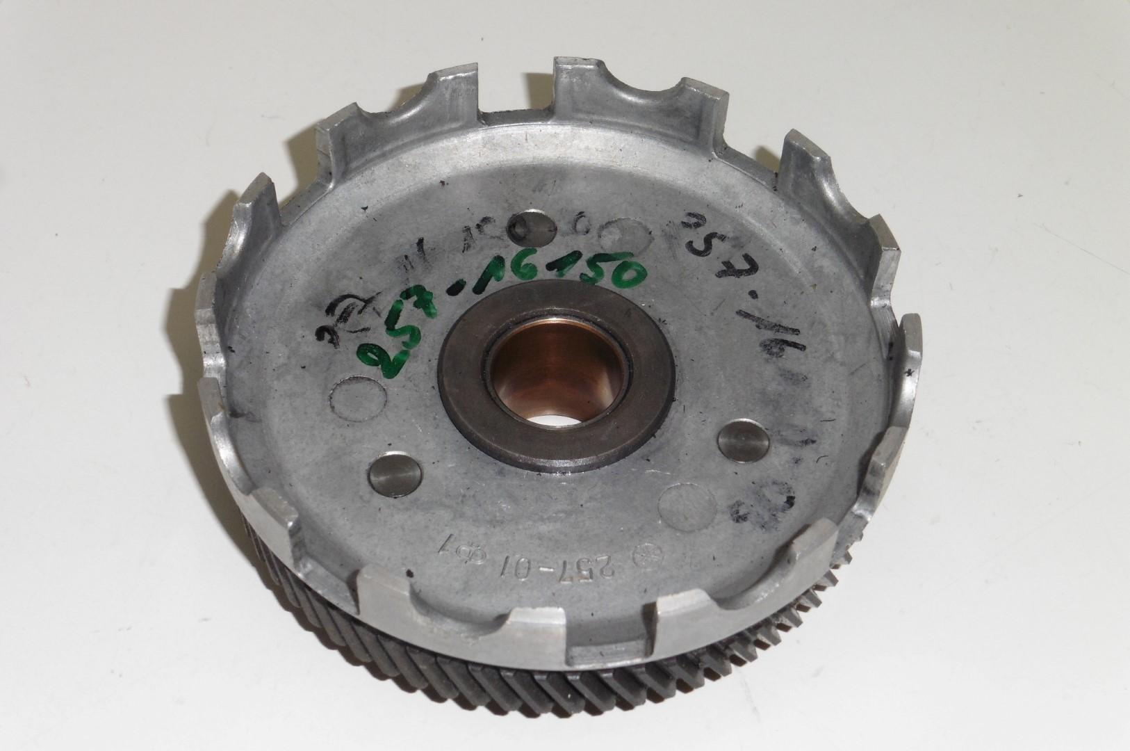 Mitnehmer Kupplungskorb clutch basket passt an Yamaha Jt 2 Gt 50 257-16150