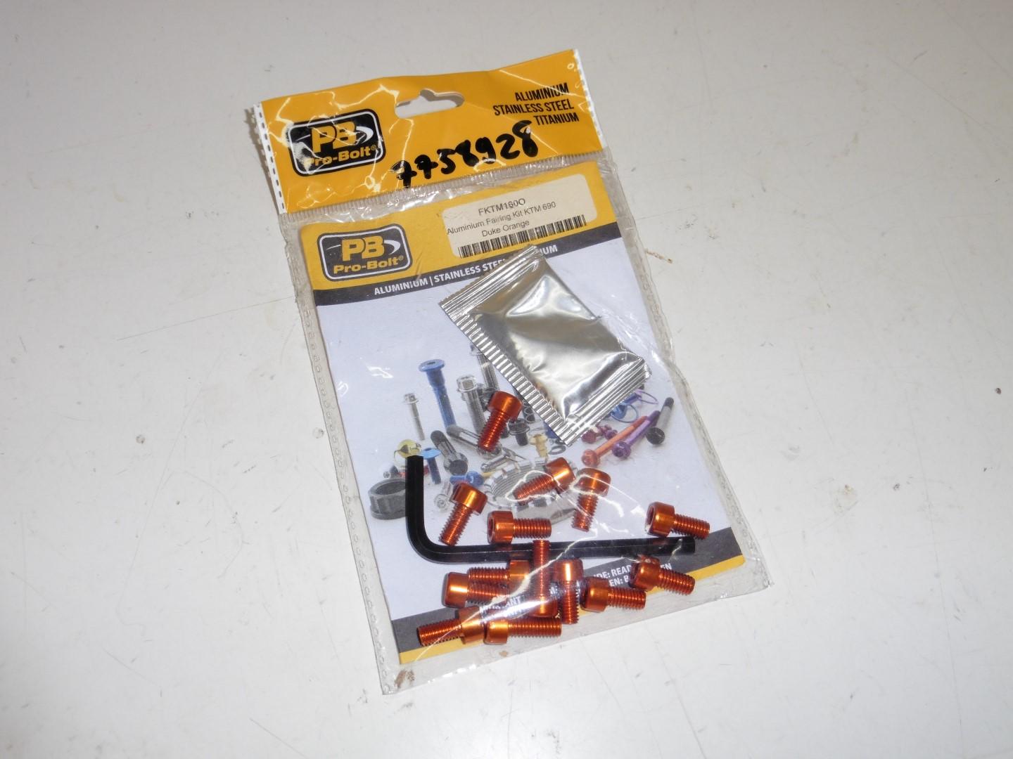 Schraubensatz Pro Bolt 14-teilig Schraubenset passt an Ktm Duke 690 13-16 or
