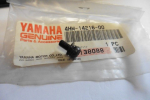 Schraube screw passt an Yamaha Fzs 600 4HM-14216