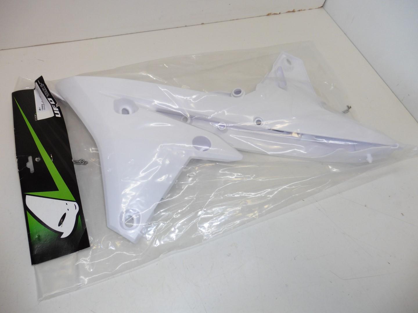 Tankverkleidung Khlerschutz radiator scoops passt an Yamaha Yzf 250 14-18 wei