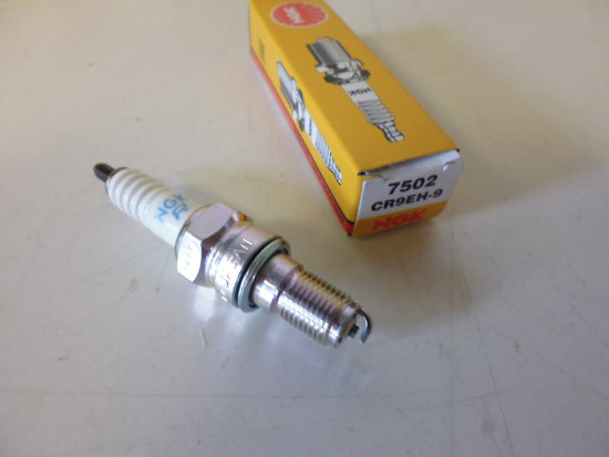 Ngk CR9EH-9 7502 Zndkerzen passt an Honda Cb600f Cbr600f Cbr900Rr Vfr750f