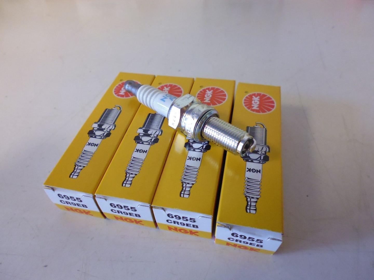4x Ngk CR9EB Z�ndkerze passt an Aprilia passt an Benelli Tnt passt an Yamaha