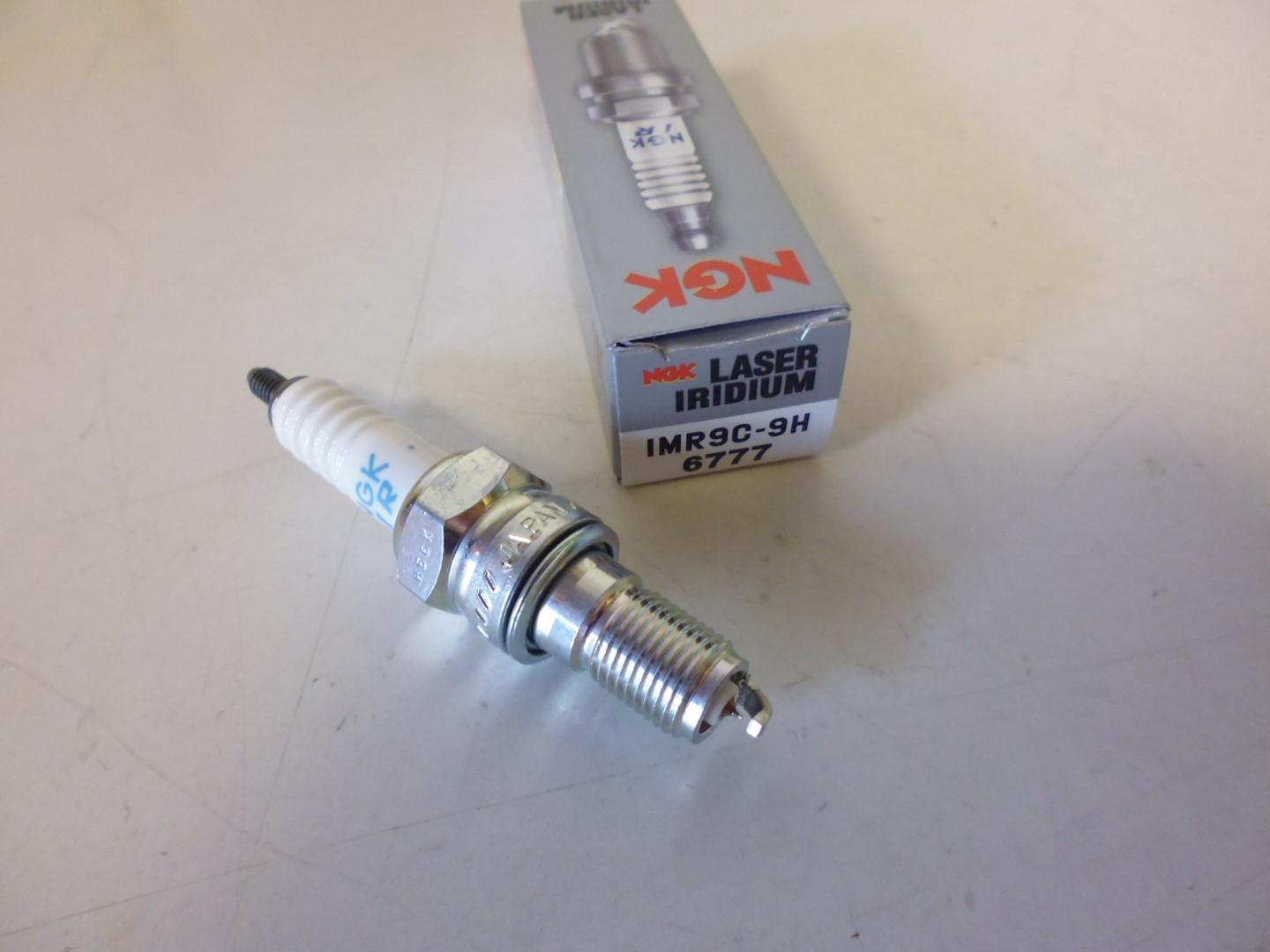 Zndkerze IMR9C-9H 6777 Laser Iridium passt an Honda Cbr 600 900 Rr 1100 Xx