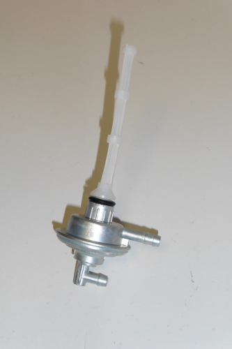 Benzinhahn passt an Atu passt an Beta passt an Gilera passt an Ktm passt an Mbk Benzinhahn passt an Atu passt an Beta passt an Gilera passt an Ktm passt an Mbk