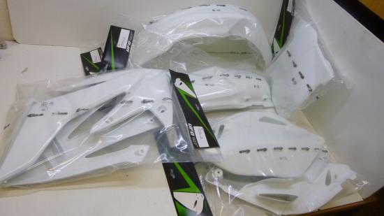 Verkleidungssatz Plastiksatz plastic kit passt an Honda Crf Cr250f 2009 wei