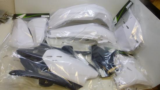 Verkleidungssatz Plastiksatz plastic kit passt an Yamaha Yzf Yz450f 2013 wei-sw