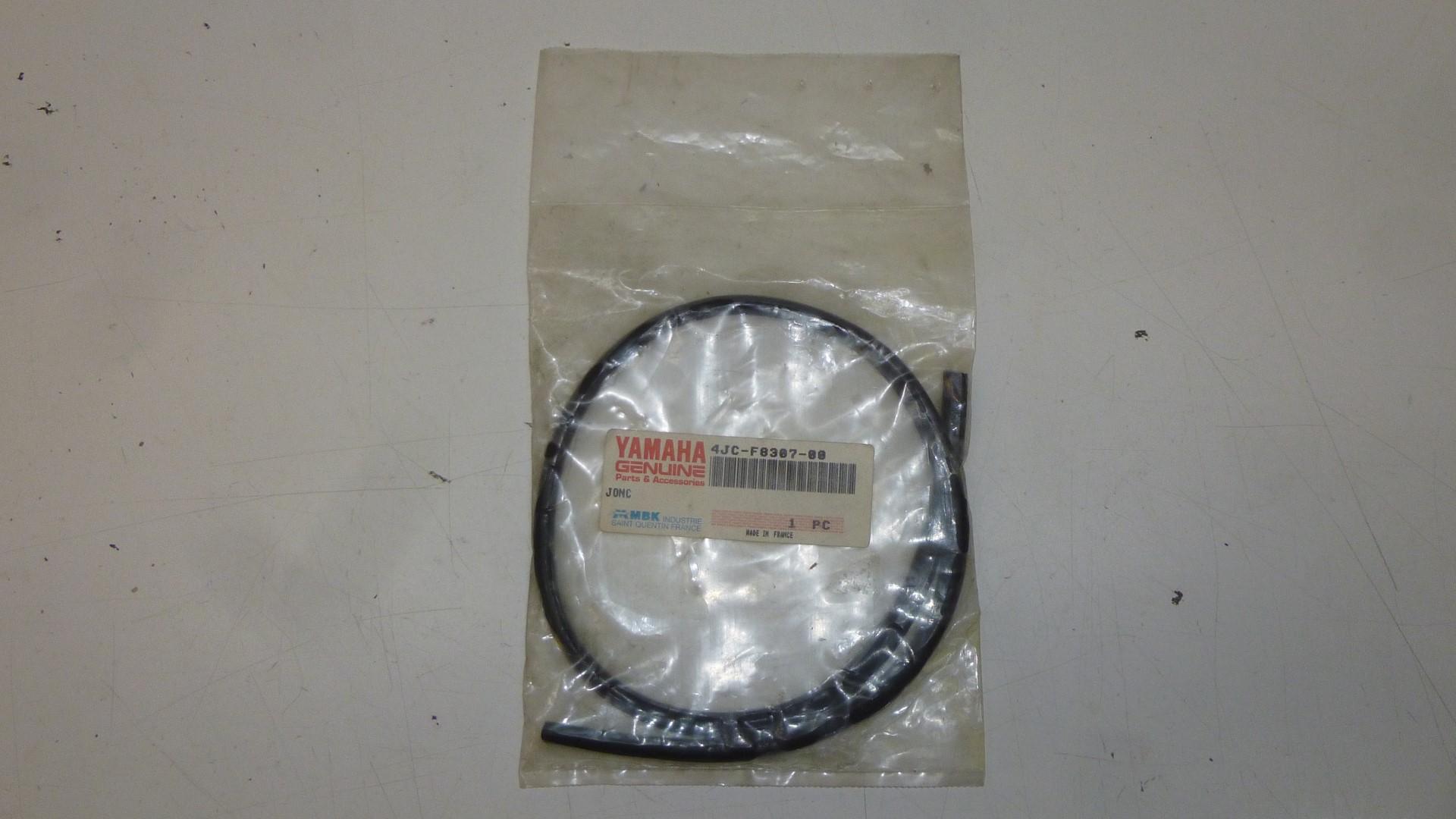 Dichtung Motorhaube Schlauch  seal cowling passt an Yamaha Xe 80 4JC-F8307