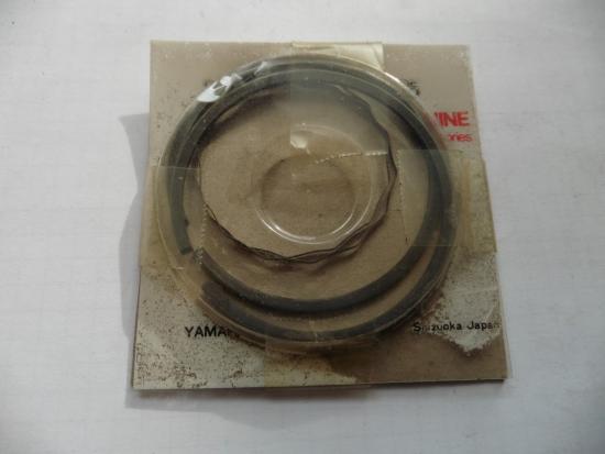 Kolbenringeset + 0,25 1. berma piston rings passt an Yamaha Ds 7 280-11601