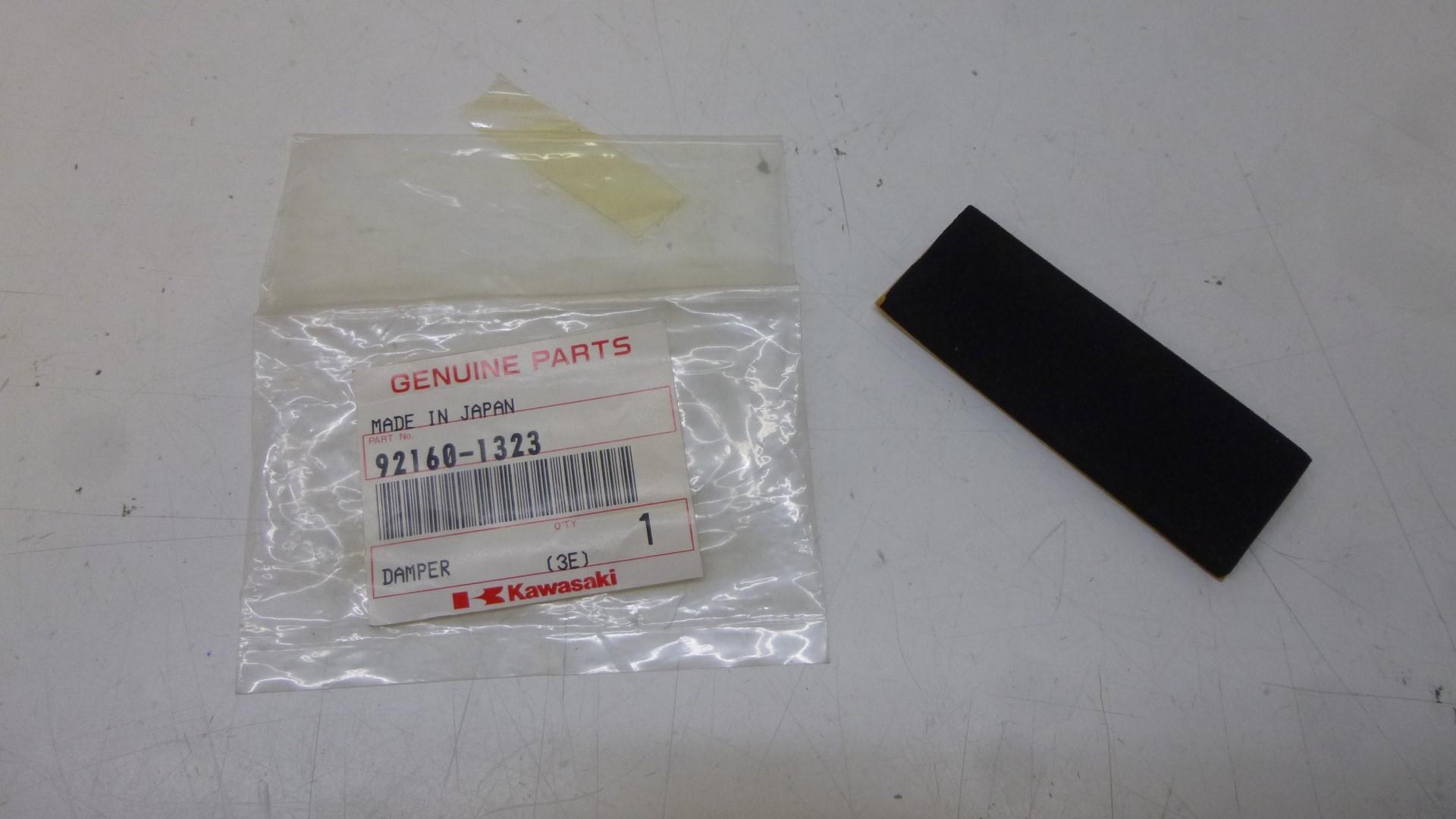 Dmpfer Batteriekasten Gummi battery damper passt an Kawasaki Ex 500 92160-1323