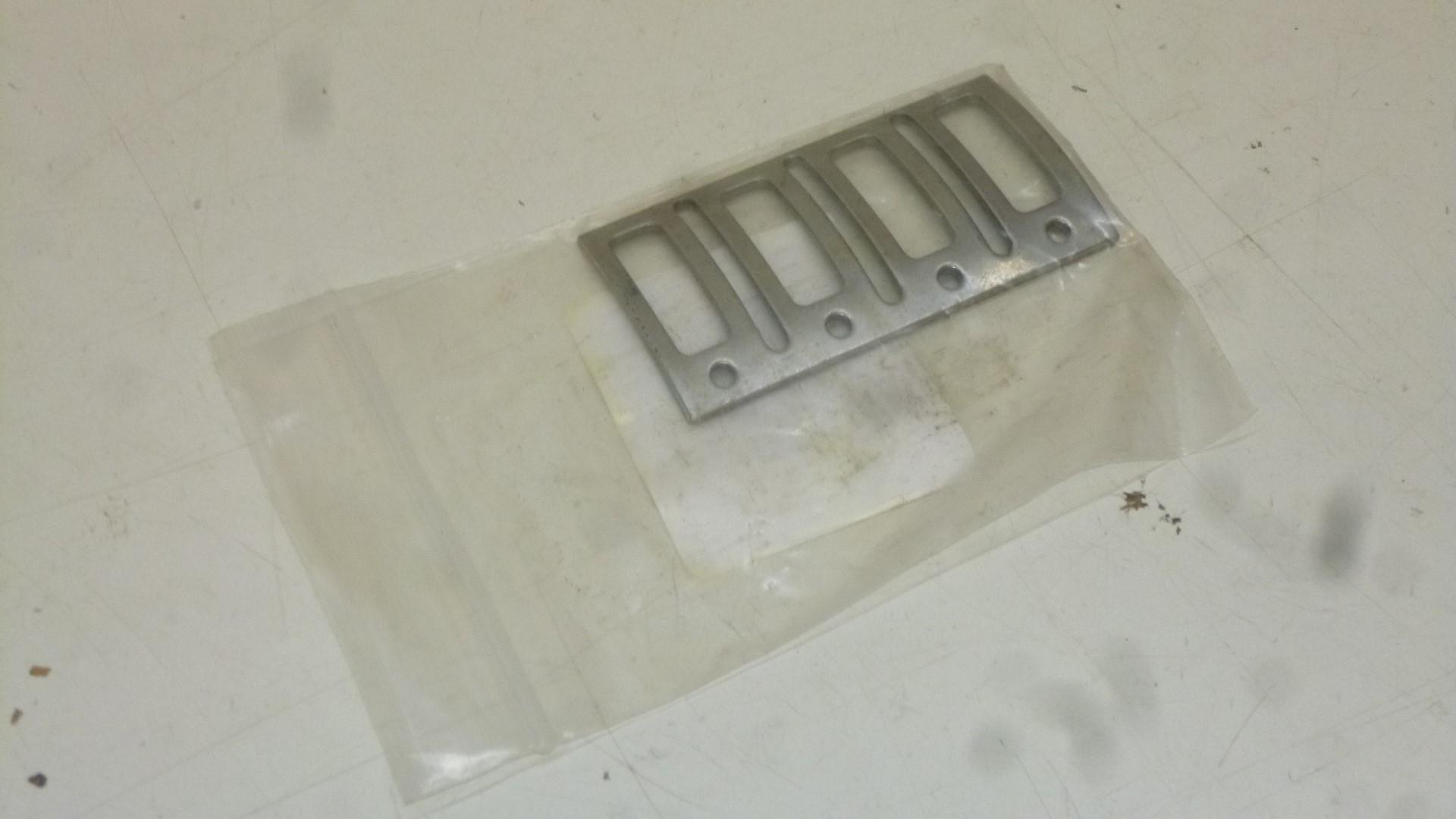 Anschlagblech Vergaser stop plate passt an Ktm Sx 440 1994 563.30.053.000