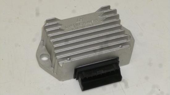 Spannungsregler 12 V Laderegler voltage passt an Vespa Sprint 2014 Primavera
