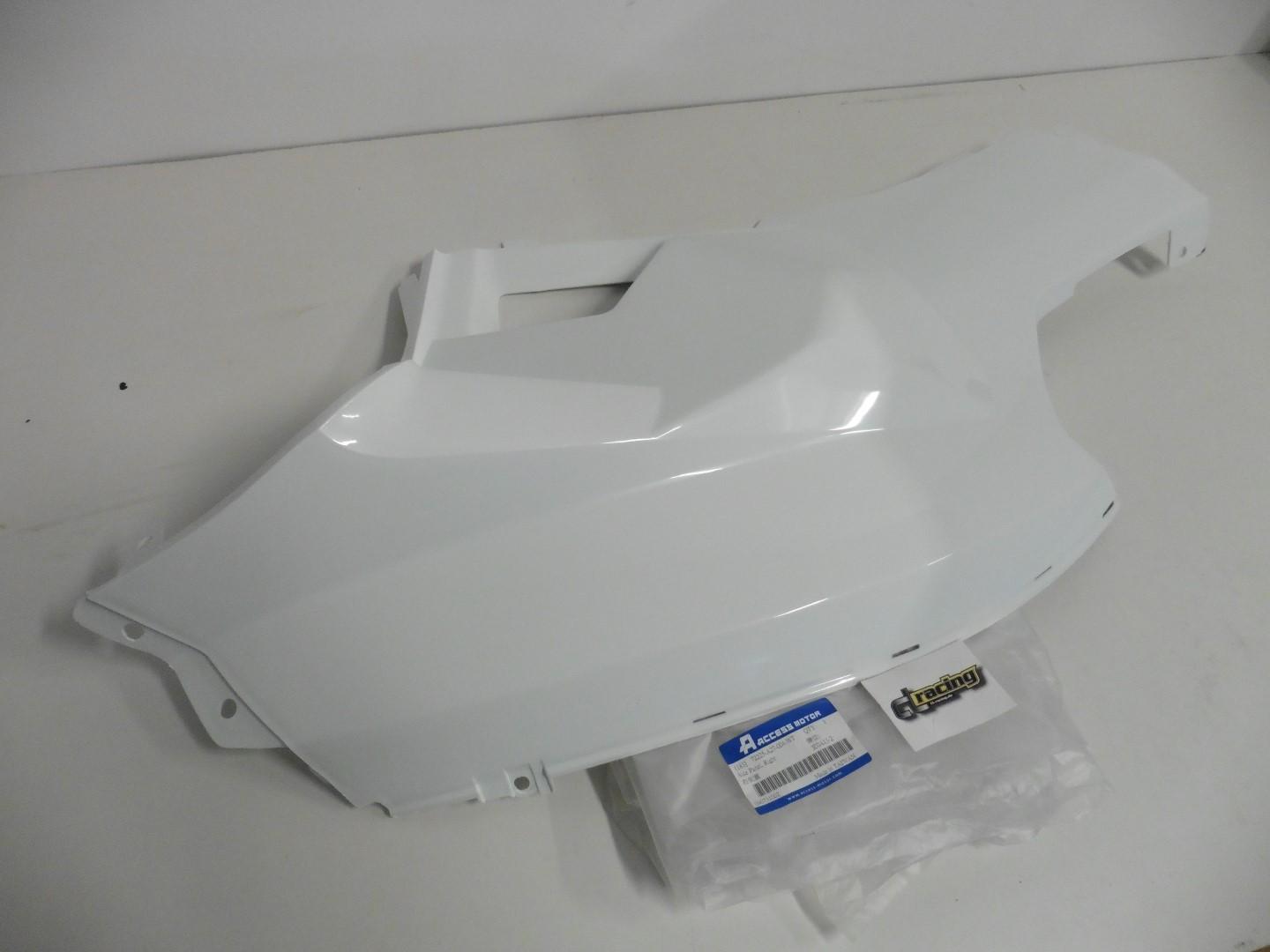 Tankverkleidung rechts side panel passt an Triton Goes 650i HO Ax 700 4x4 wei