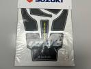Tankpad Schutzaufkleber Dekor passt an Suzuki V-Strom 1000 990D0-31J01-YEL