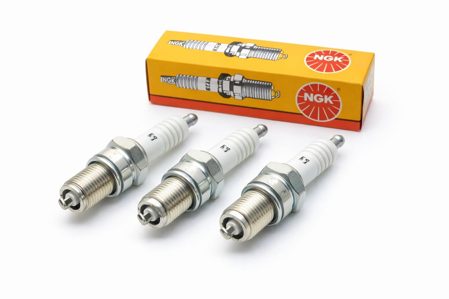 3x Ngk D9EA 2420 Z�ndkerzen spark plug passt an Honda Cb Xr passt an Laverda