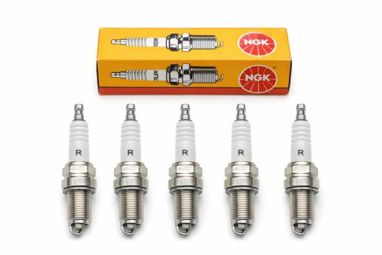 5x Ngk D9EA 2420 Z�ndkerzen spark plug passt an Honda Cb Xr passt an Laverda
